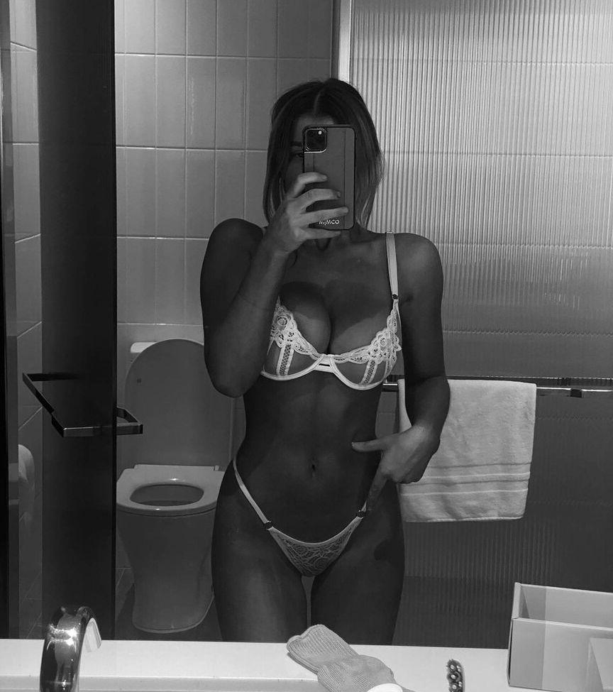 25P Kayla Butler nude
