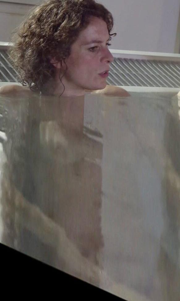 4P Alex Polizzi nude