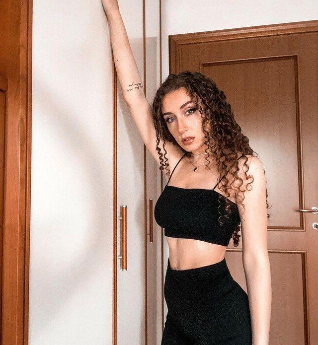 19P Catalina Ganea nude