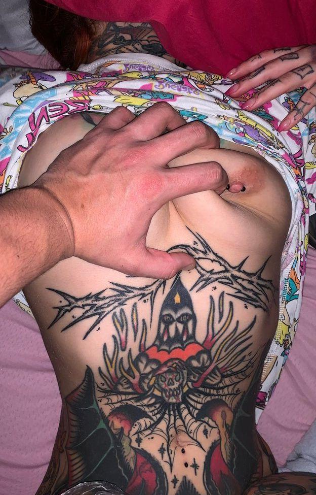 25P Xsatansbarbiex nude