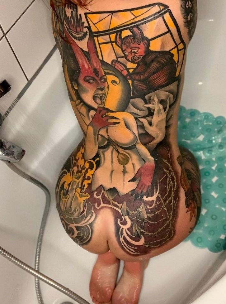 25P Xsatansbarbiex nude