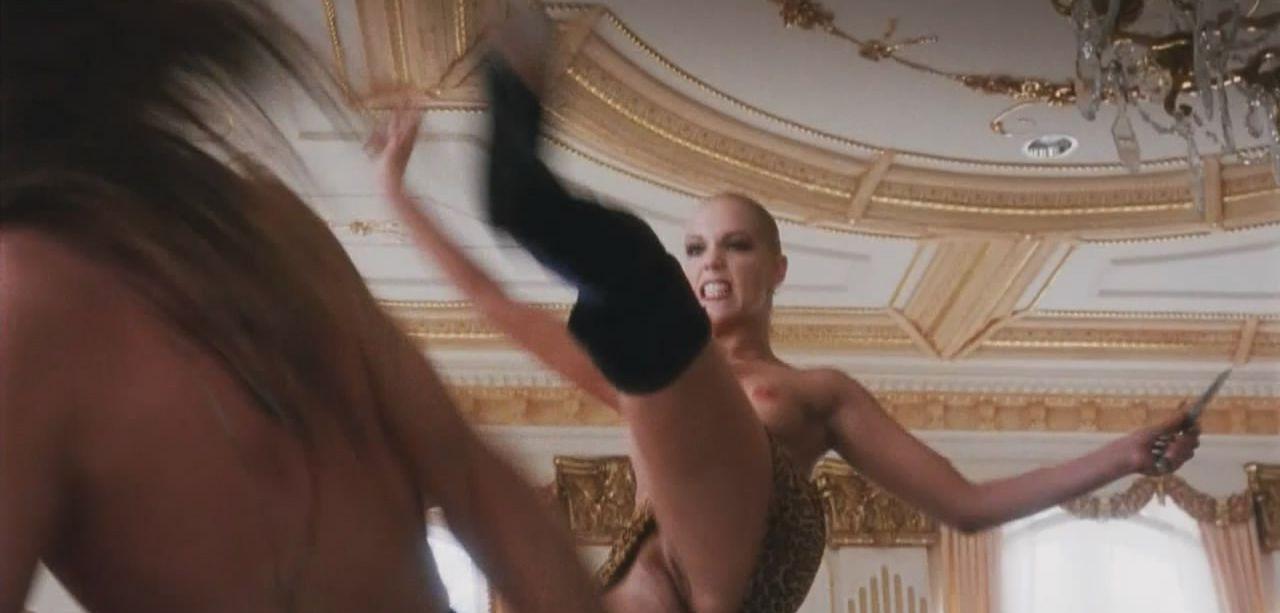 25P Elizabeth Berkley nude