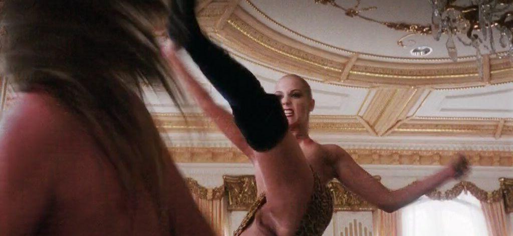 25P Elizabeth Berkley nude