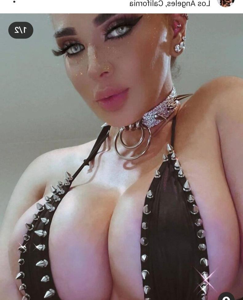 5P Ice Queen nude