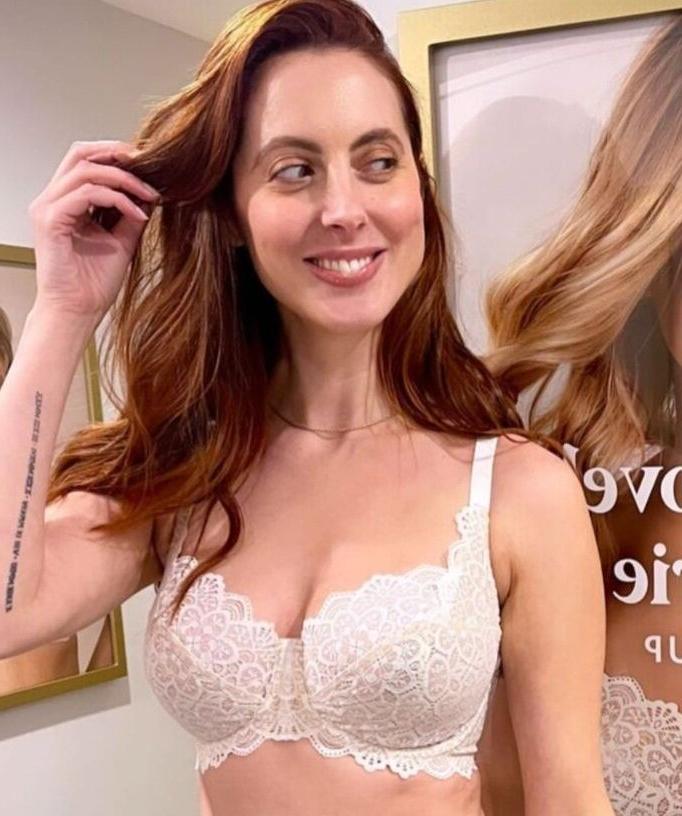 25P Eva Amurri nude