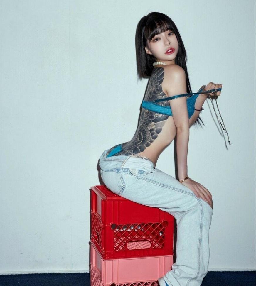 9P Dj_lilcandy nude