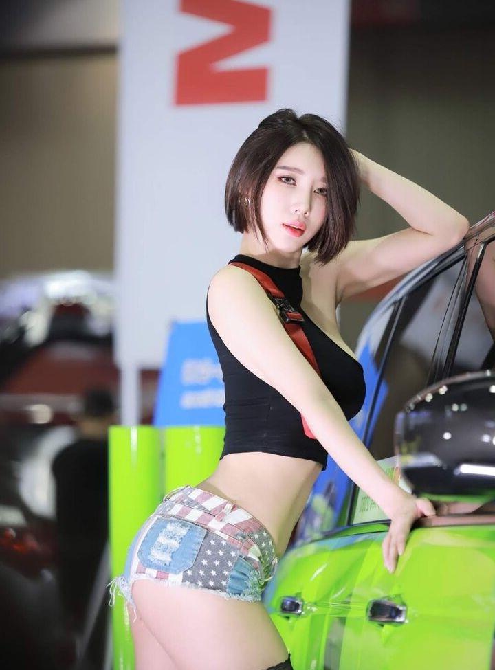 21P Song Joo A nude