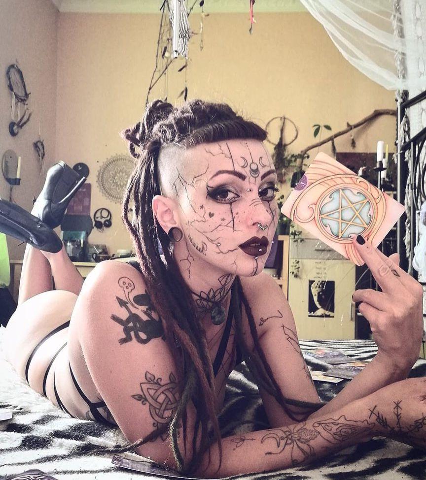 15P Bastet_Beast nude