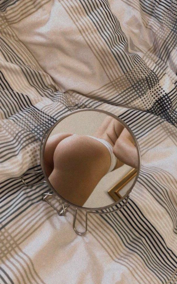 12P Libiazar nude