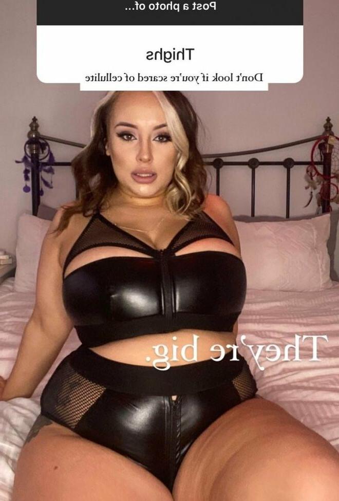 25P Smoph nude