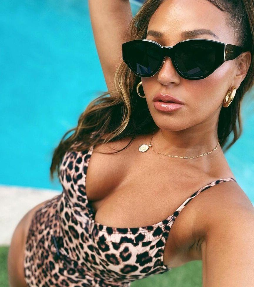 25P Adrienne Bailon nude