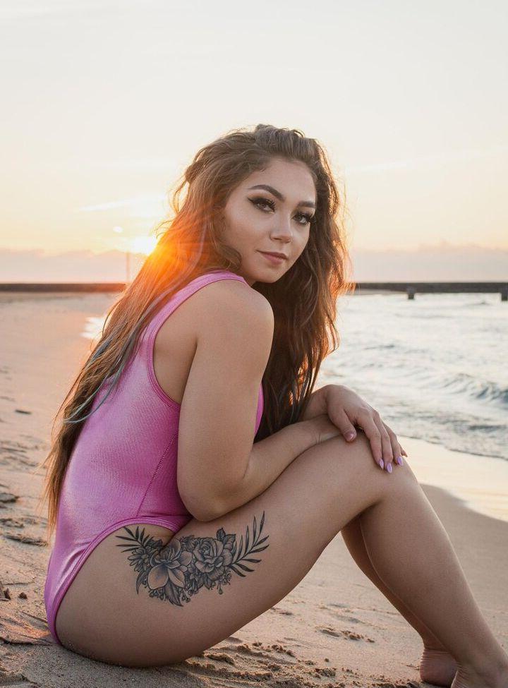 25P Skye Dolecki nude