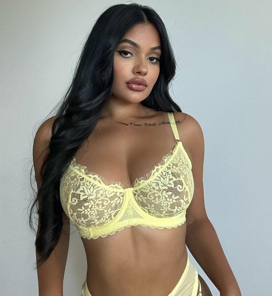 25P Ari Kumar nude