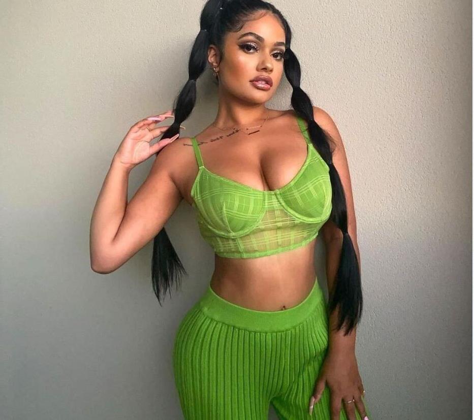 25P Ari Kumar nude