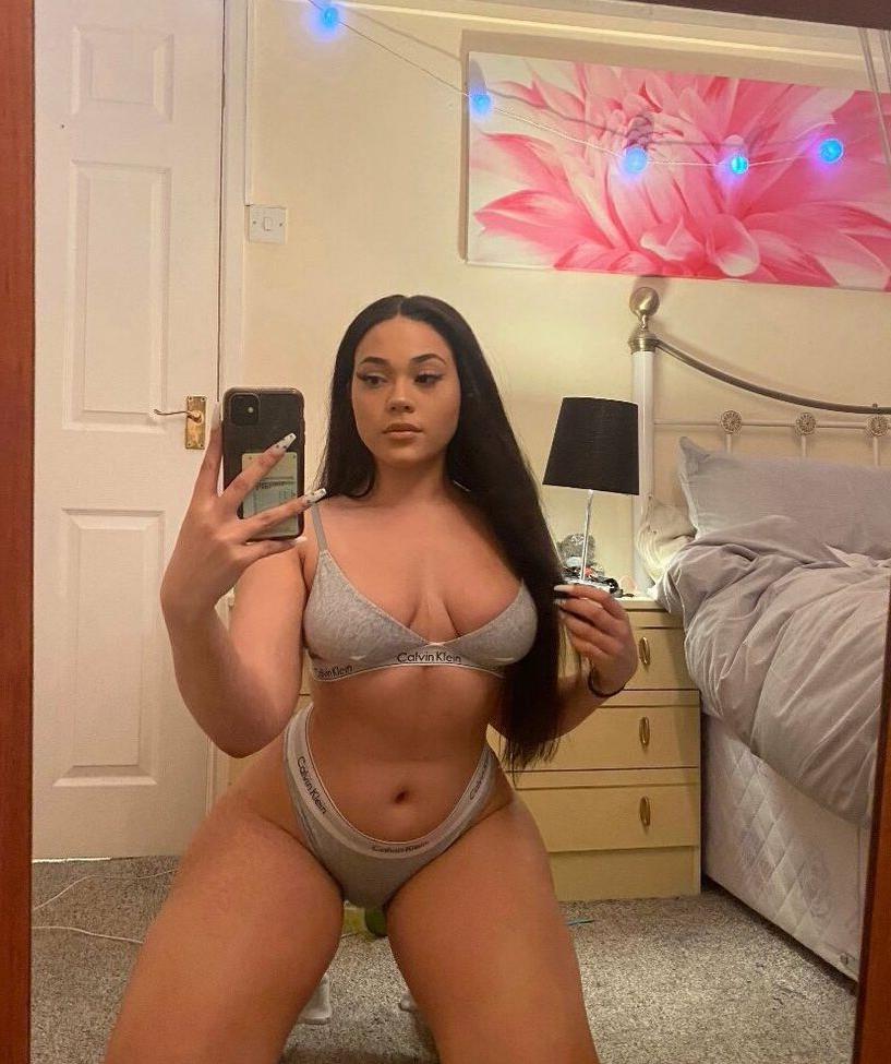 25P Rihannonad nude