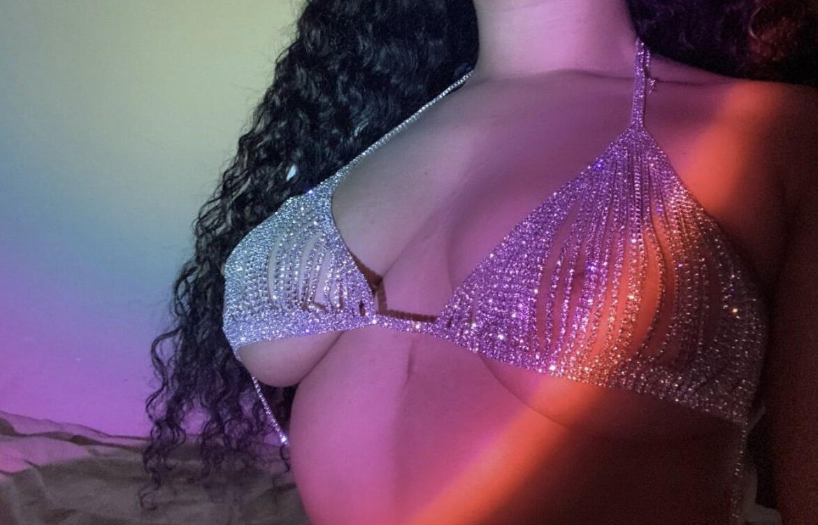 25P Rihannonad nude