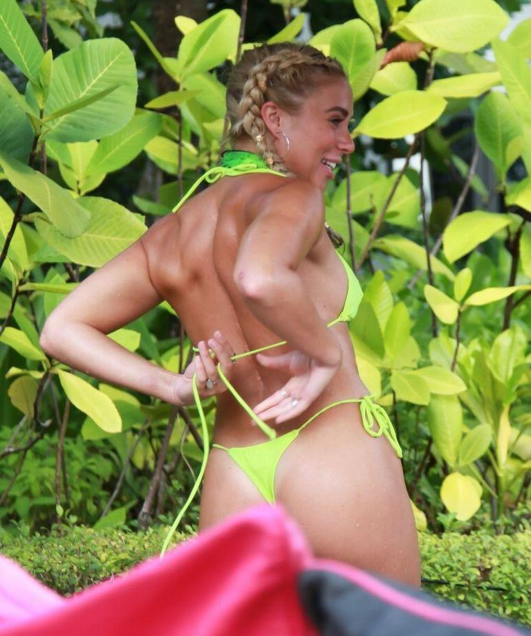 25P Gabby Allen nude