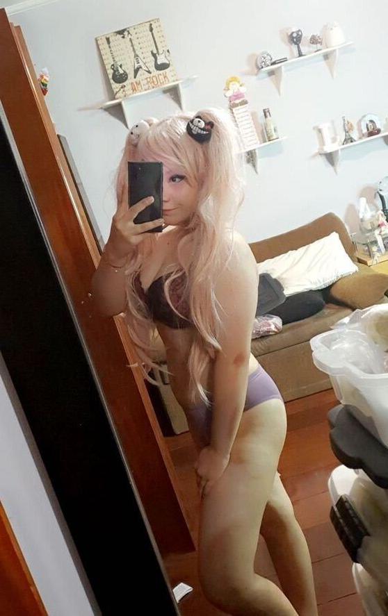 25P Saaricha nude