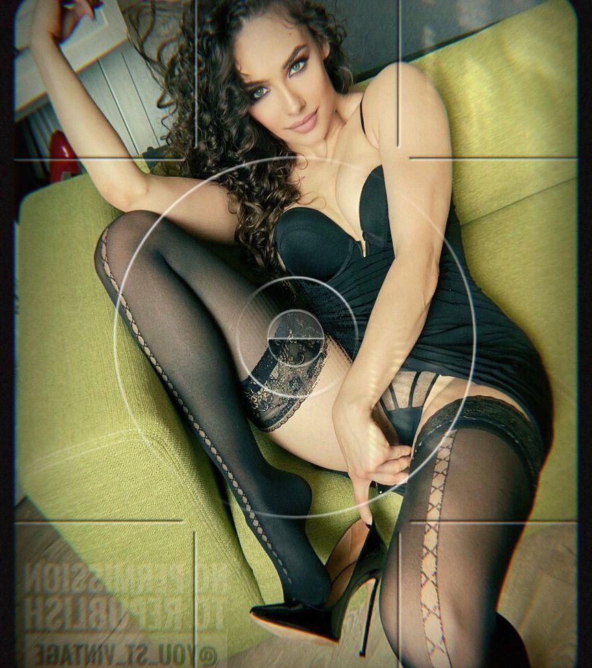 22P You_st_vintage nude
