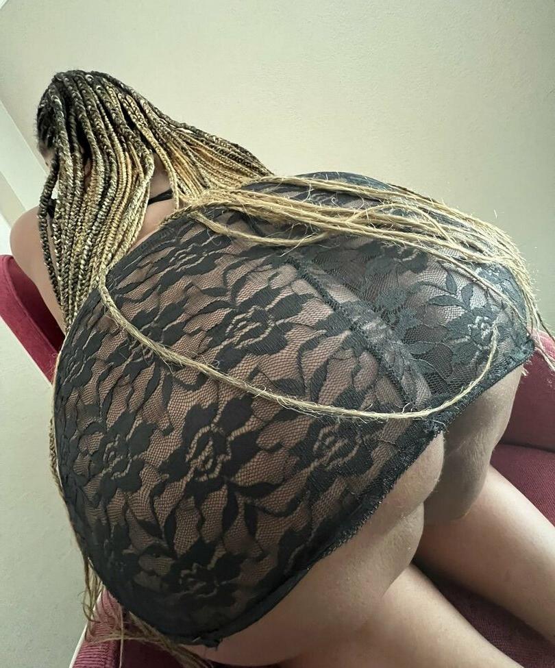 15P AnyaiTheSaiyan nude