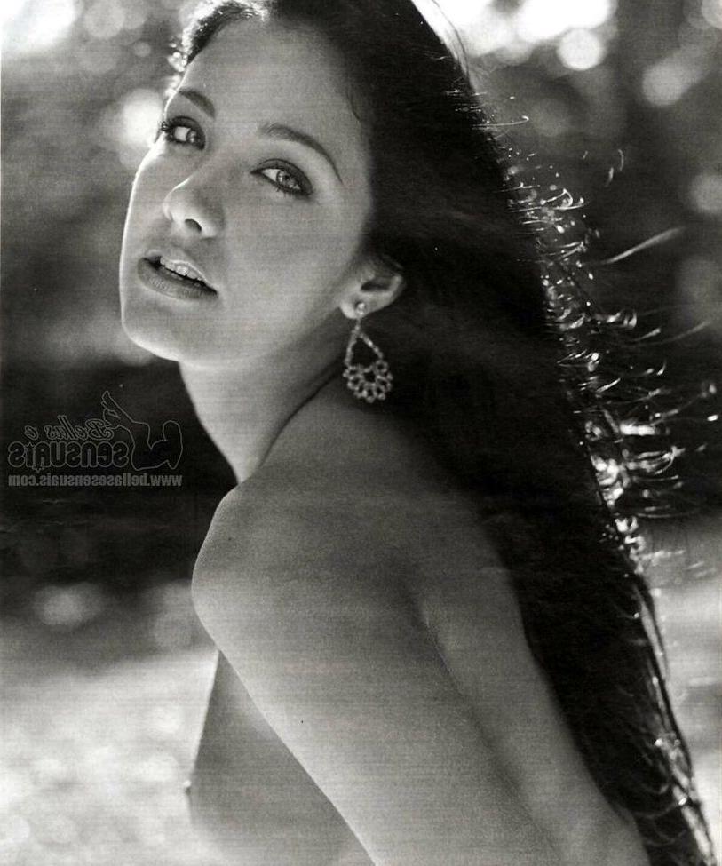 15P Helen Ganzarolli nude