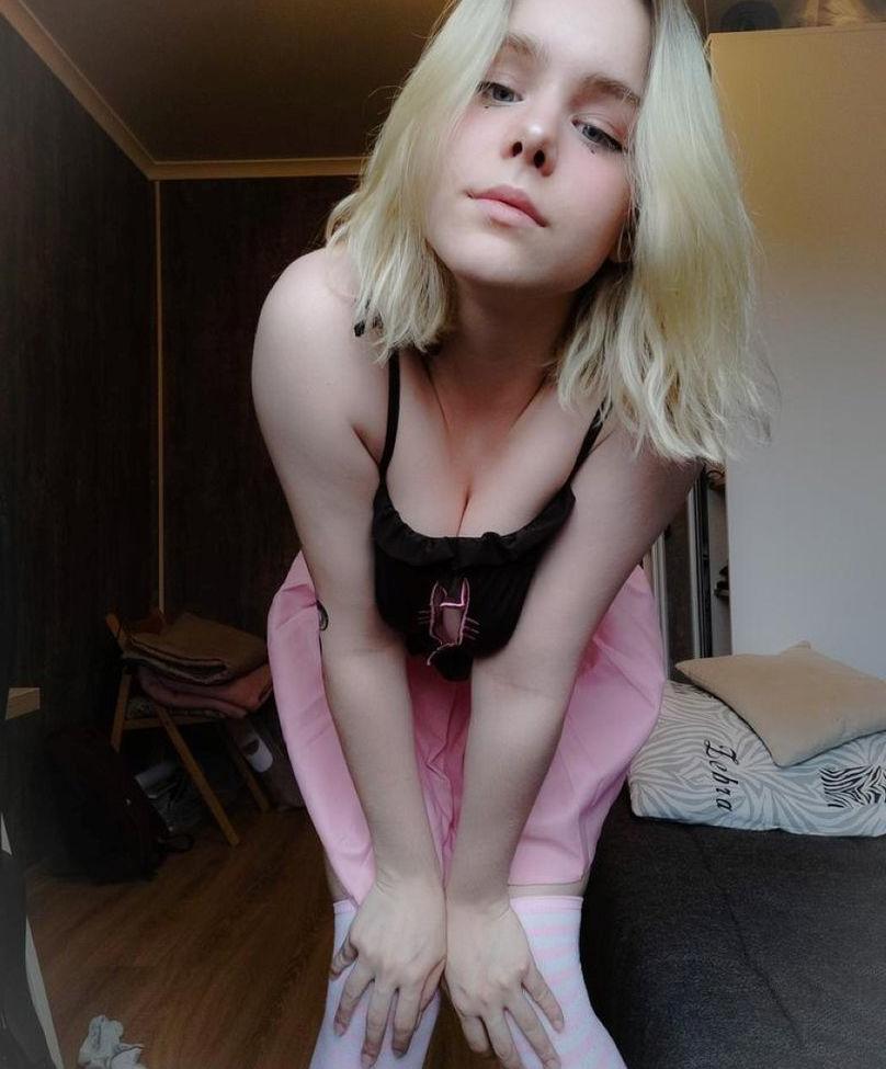 25P Peachysindy nude