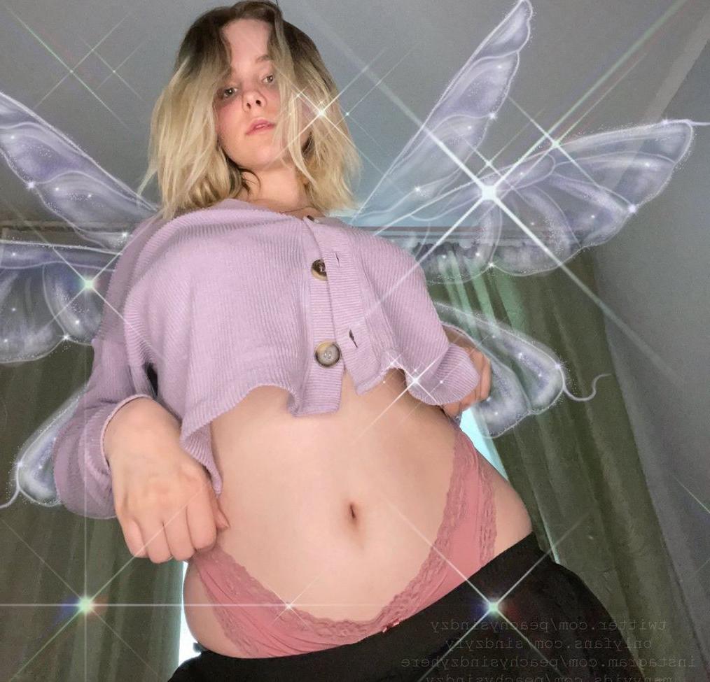 25P Peachysindy nude