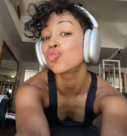 23P Liza Koshy nude