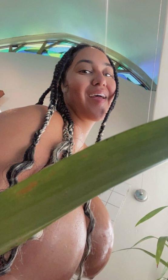 25P Rosa Guttierez nude