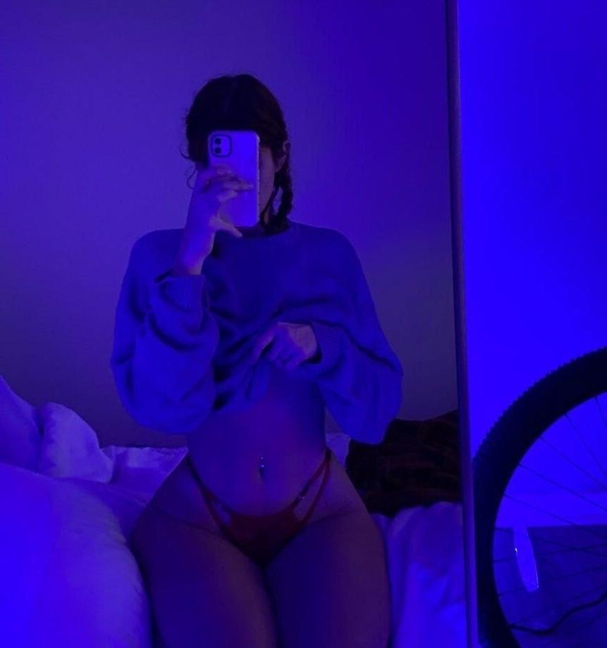 25P Whoreonica nude