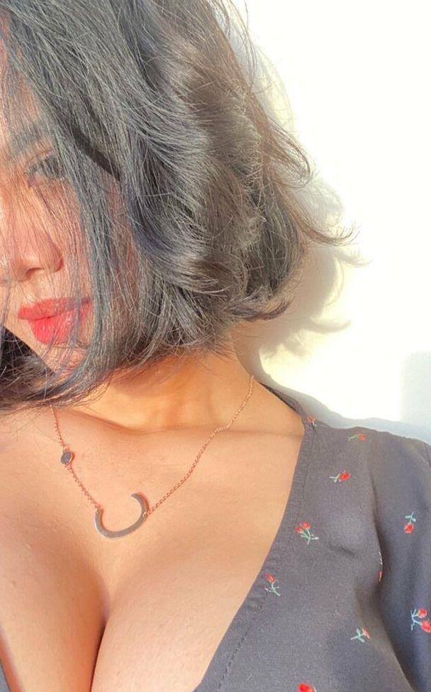 25P Siskaeee_ofc nude