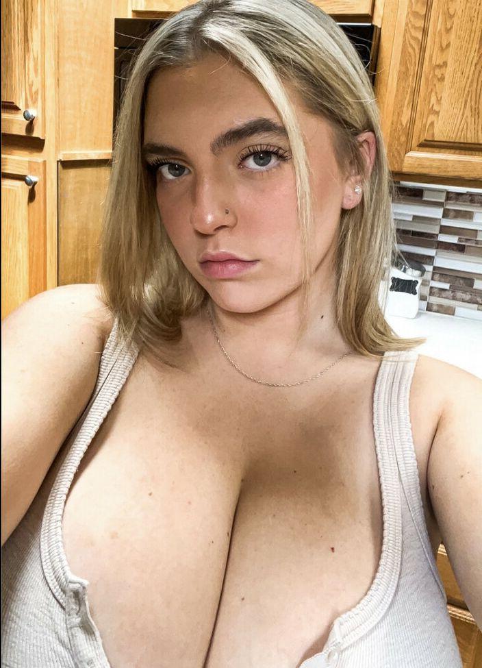 22P Seerahb2 nude