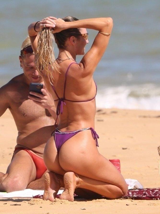 25P Candice Swanepoel nude