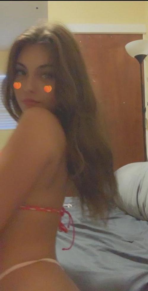 25P Zoeyrosee nude