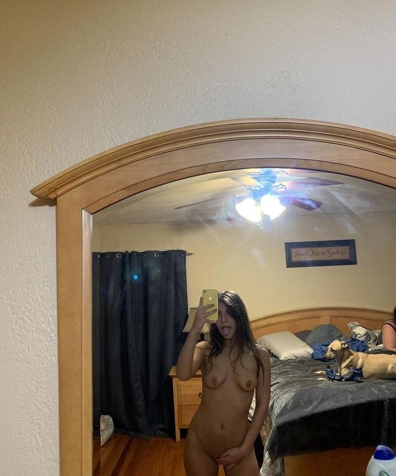 25P Zoeyrosee nude
