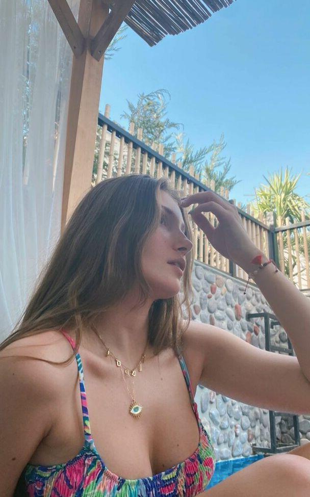 25P İlayda Akdogan nude