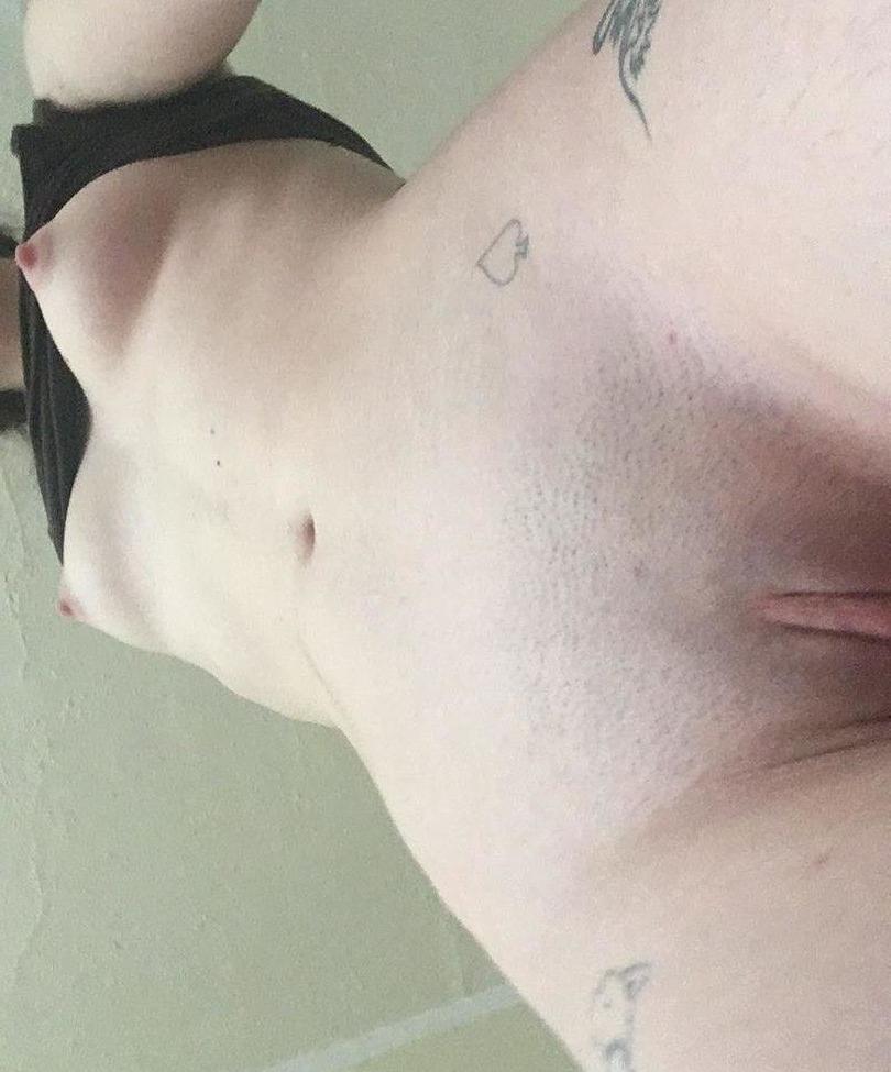 25P Ramonaryder nude
