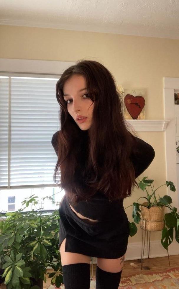25P Ramonaryder nude