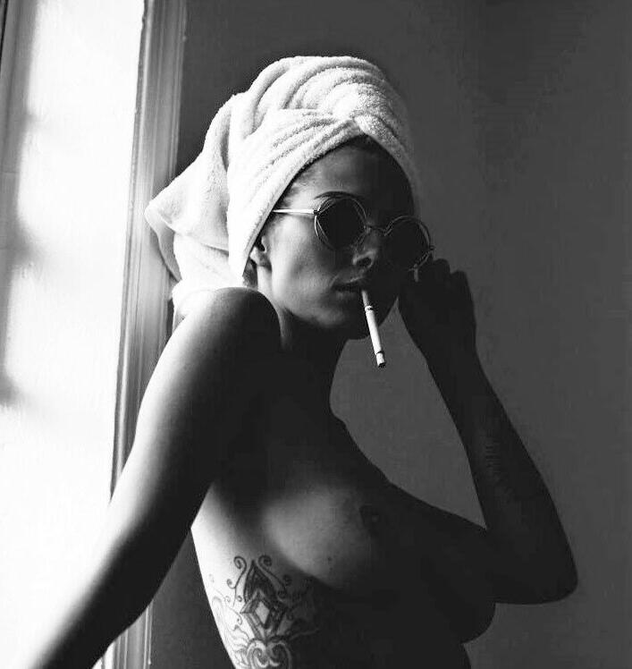 25P Jamie Stone nude
