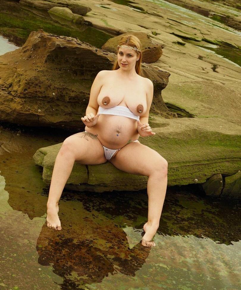25P Sparkie Gal nude