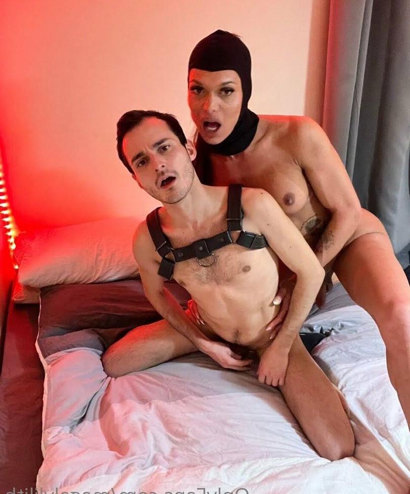 25P Magaly Vaz nude