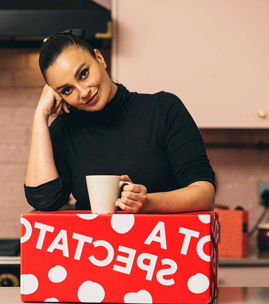 25P Gizzi Erskine nude