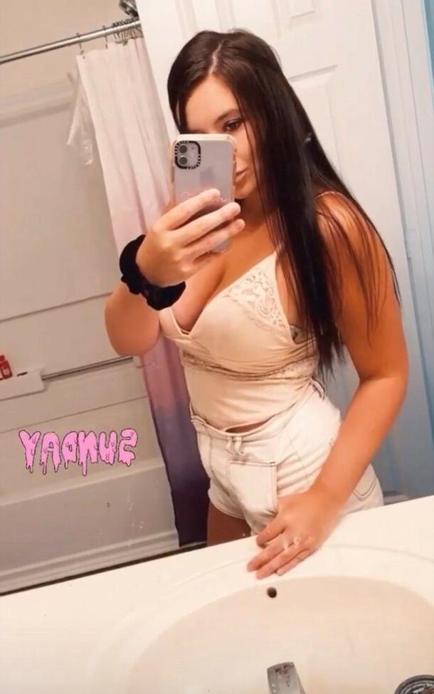 11P Selena USAF Babe nude