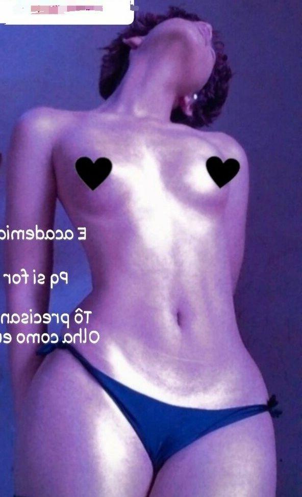 25P Lana Santhos nude