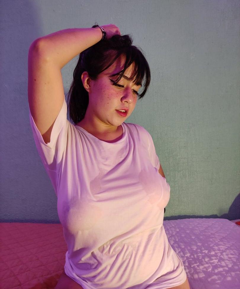 25P Baby Waifu nude