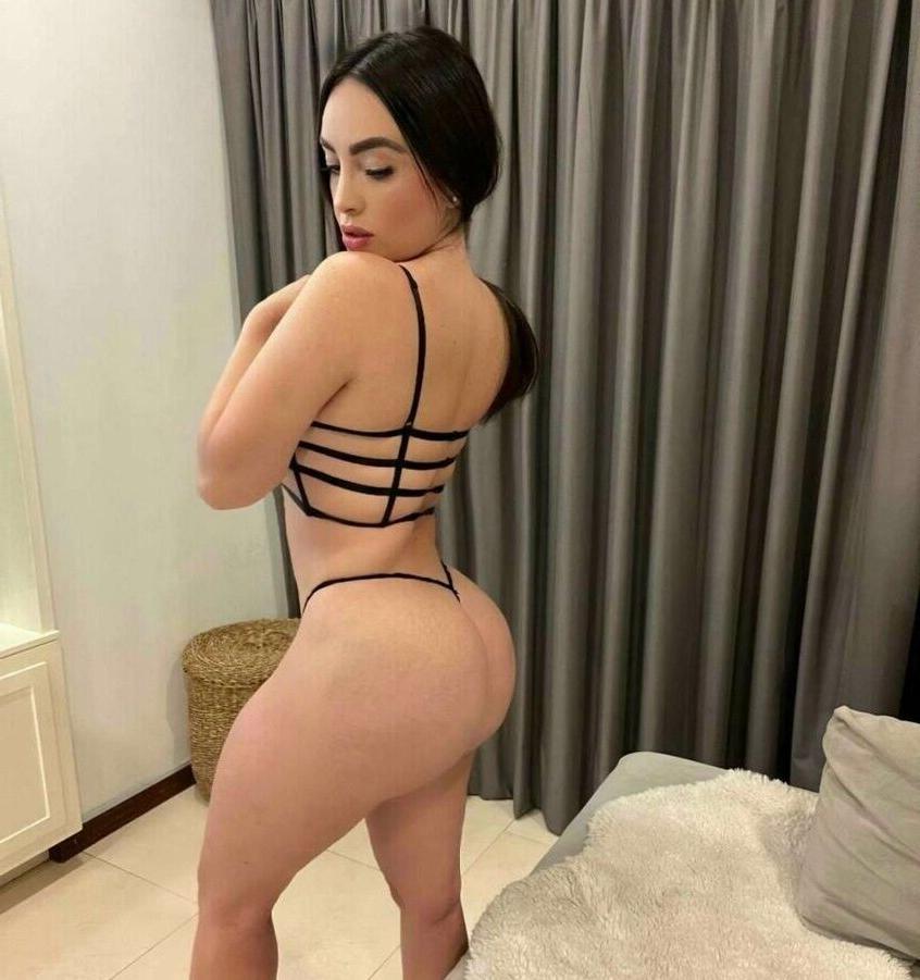 25P Daly Ruiz nude