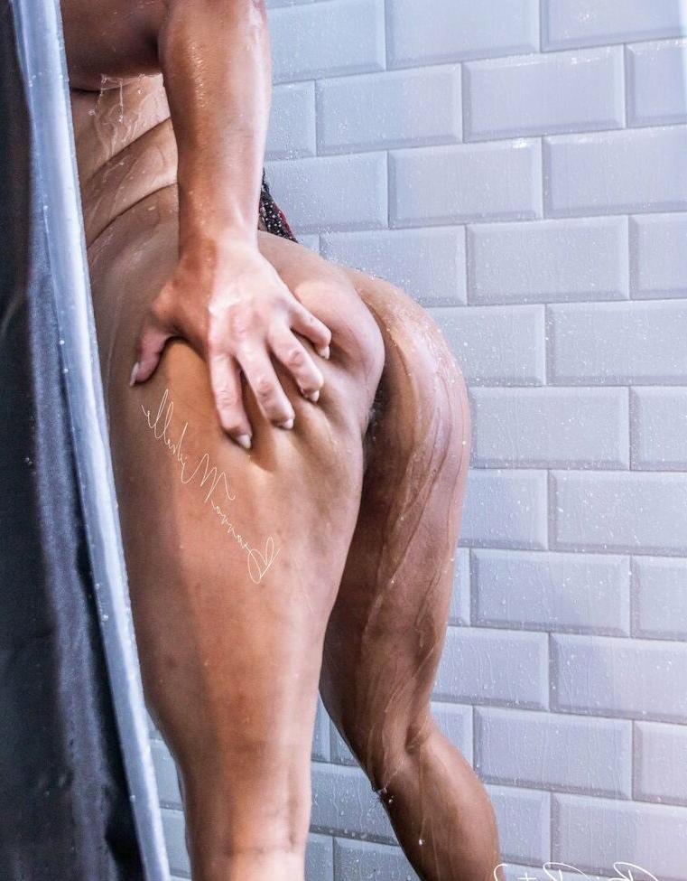 25P Bravvamichelle nude