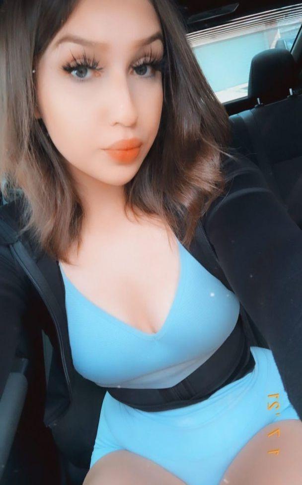 25P Chloe Flores nude