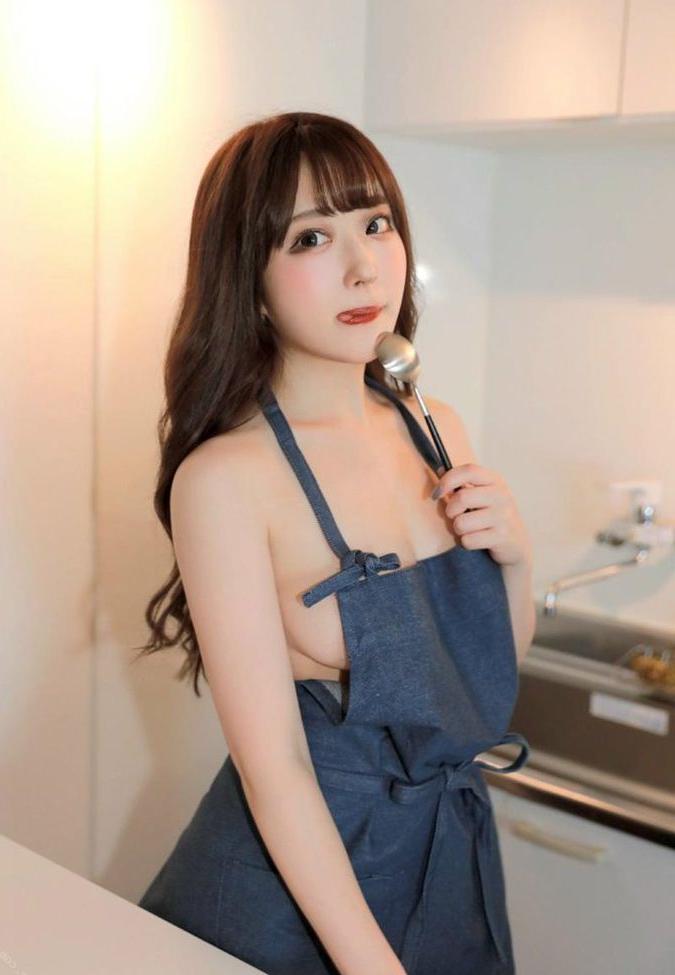25P Omotemaru nude