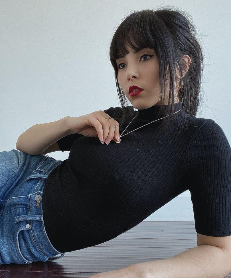 25P Anna Akana nude